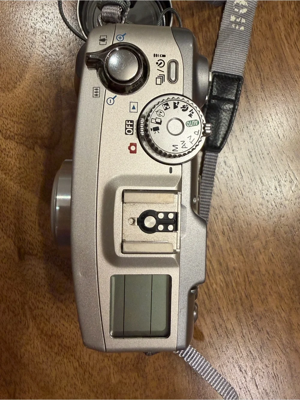 Canon Powershot G2 4MP Digital Camera,+Charger +Batt.+Memo.Card+USB Cable+Remote